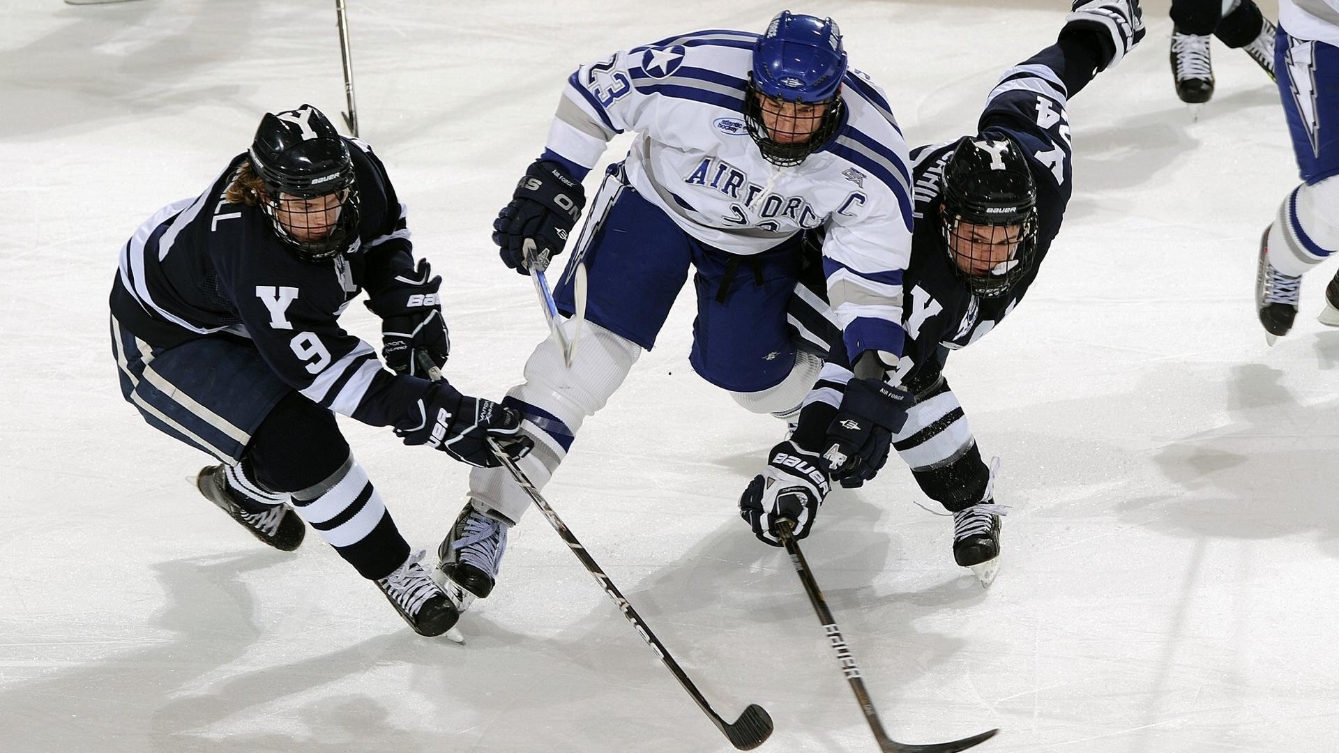 队报曝阿隆索战术变革引更衣室波澜,新星马斯坦托诺受重用,罗德里戈与迪亚斯心生不满
